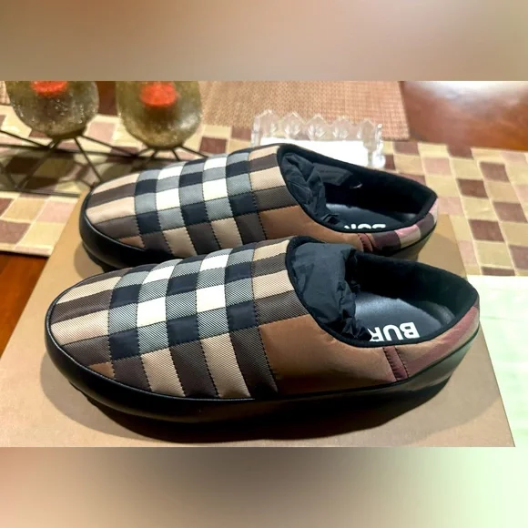 Burberry | Shoes | Burberey Northhaven Slippers | Poshmark display picture 1